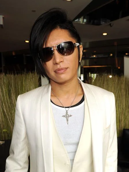 GacktCamuiIMGlobalChampagneBrunch2010A9R-1.webp