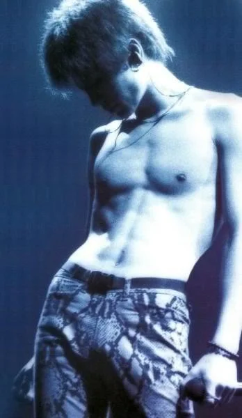 gacktoshietelone-1.webp