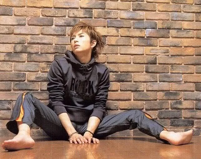 gackttired-1.webp