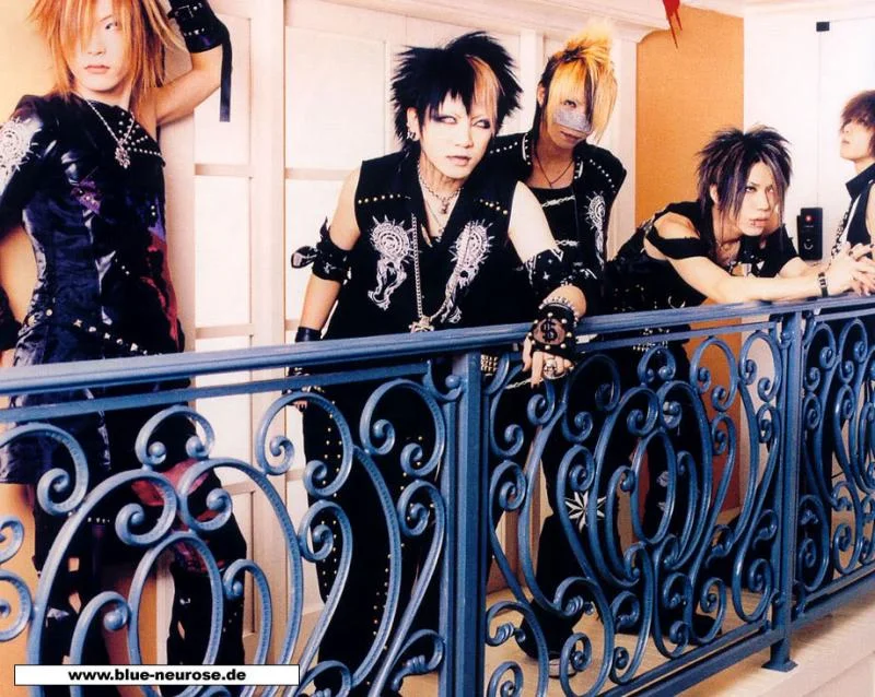 gazette33-1.webp