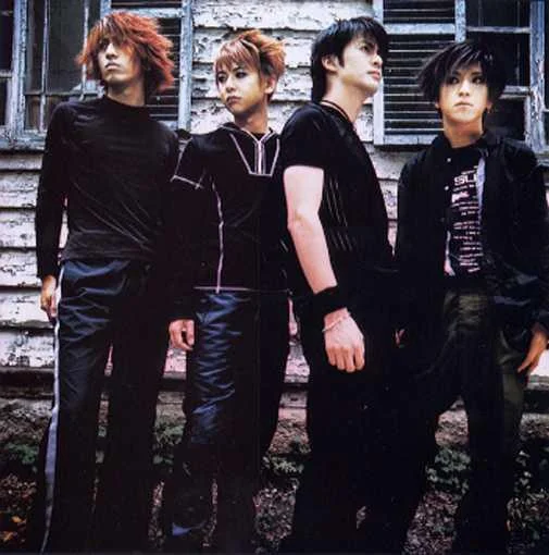 glay13-1.webp