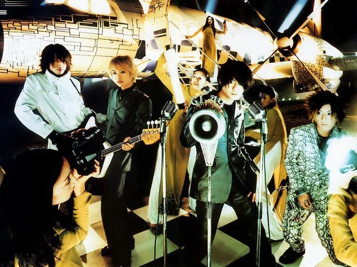 glay8-1.webp
