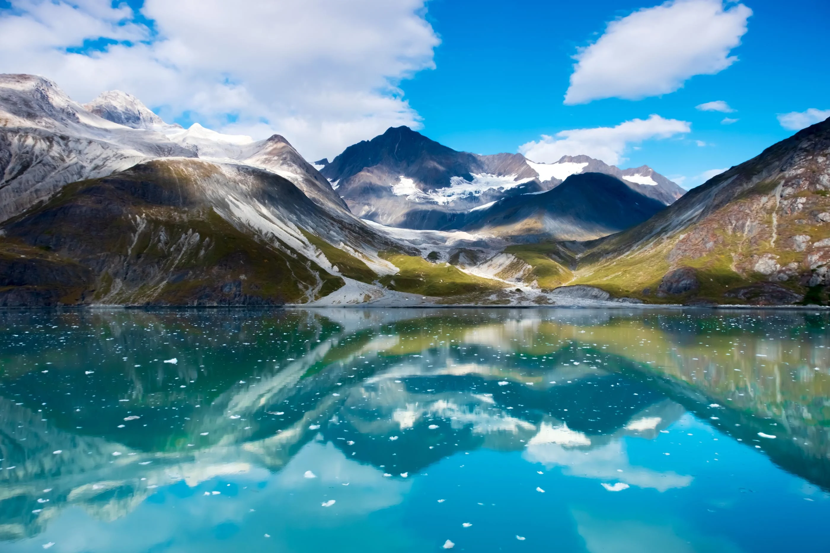 Haida-GlacierBay-GettyImages-1147753605.webp