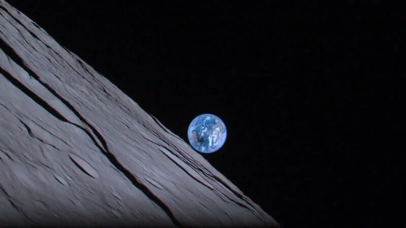 hakuto-r-earth.jpg