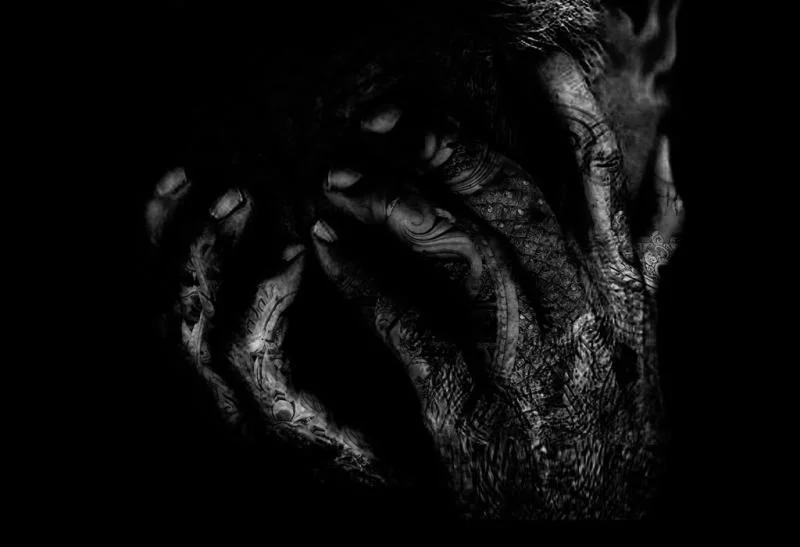 handsbg-1.webp