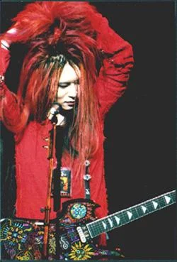 hide01-1.webp