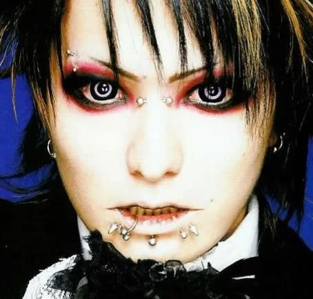 Hitsugipiercingsjpgt1178639156-1.webp