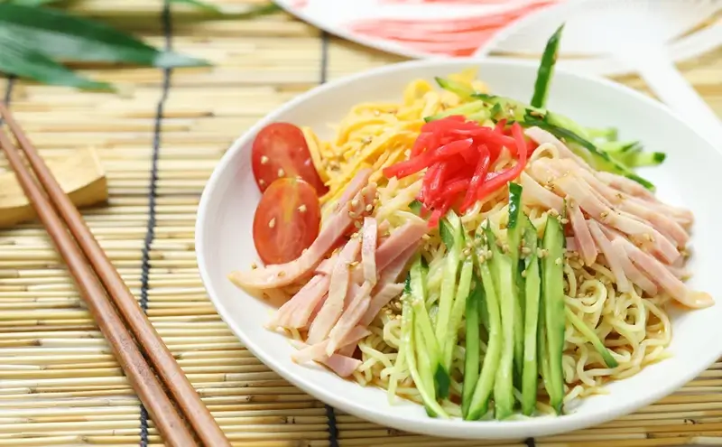 Hiyashi chūka