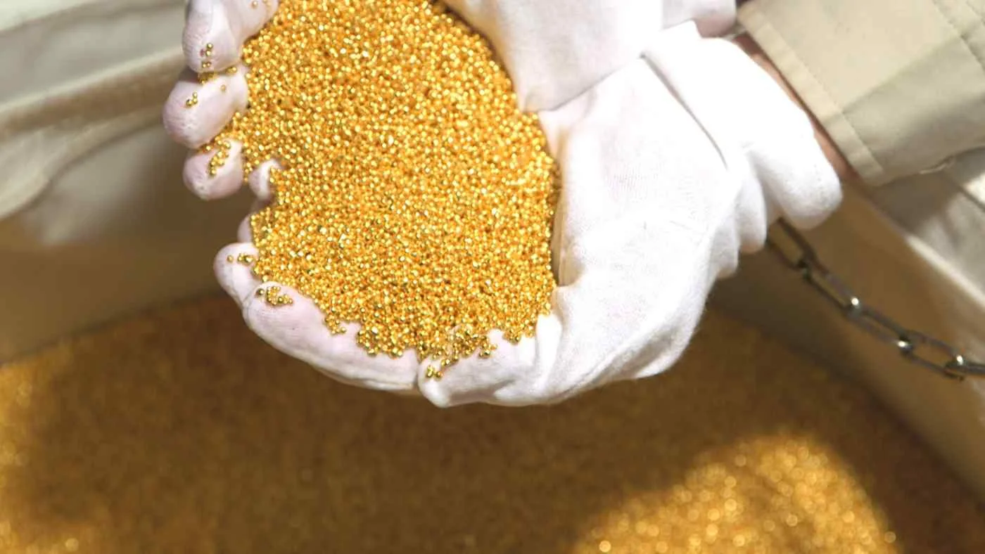Urban gold mining Japan