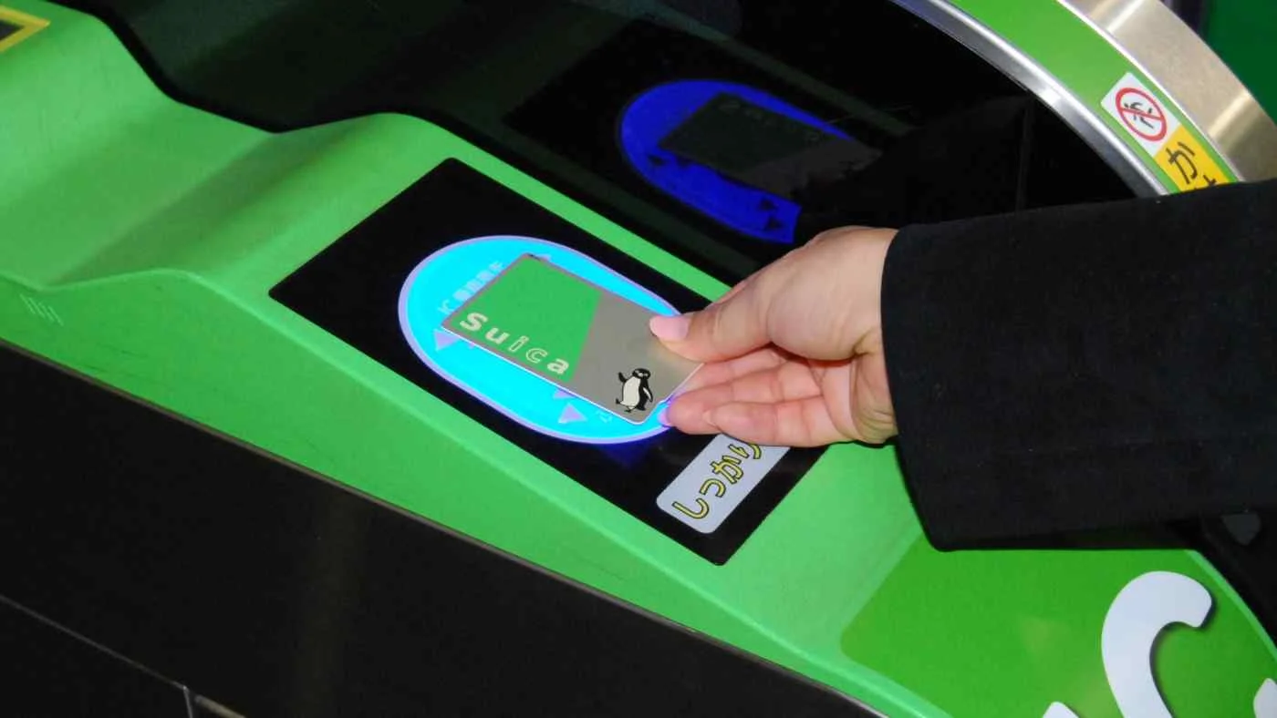 Suica and Pasmo transit cards still in short supply