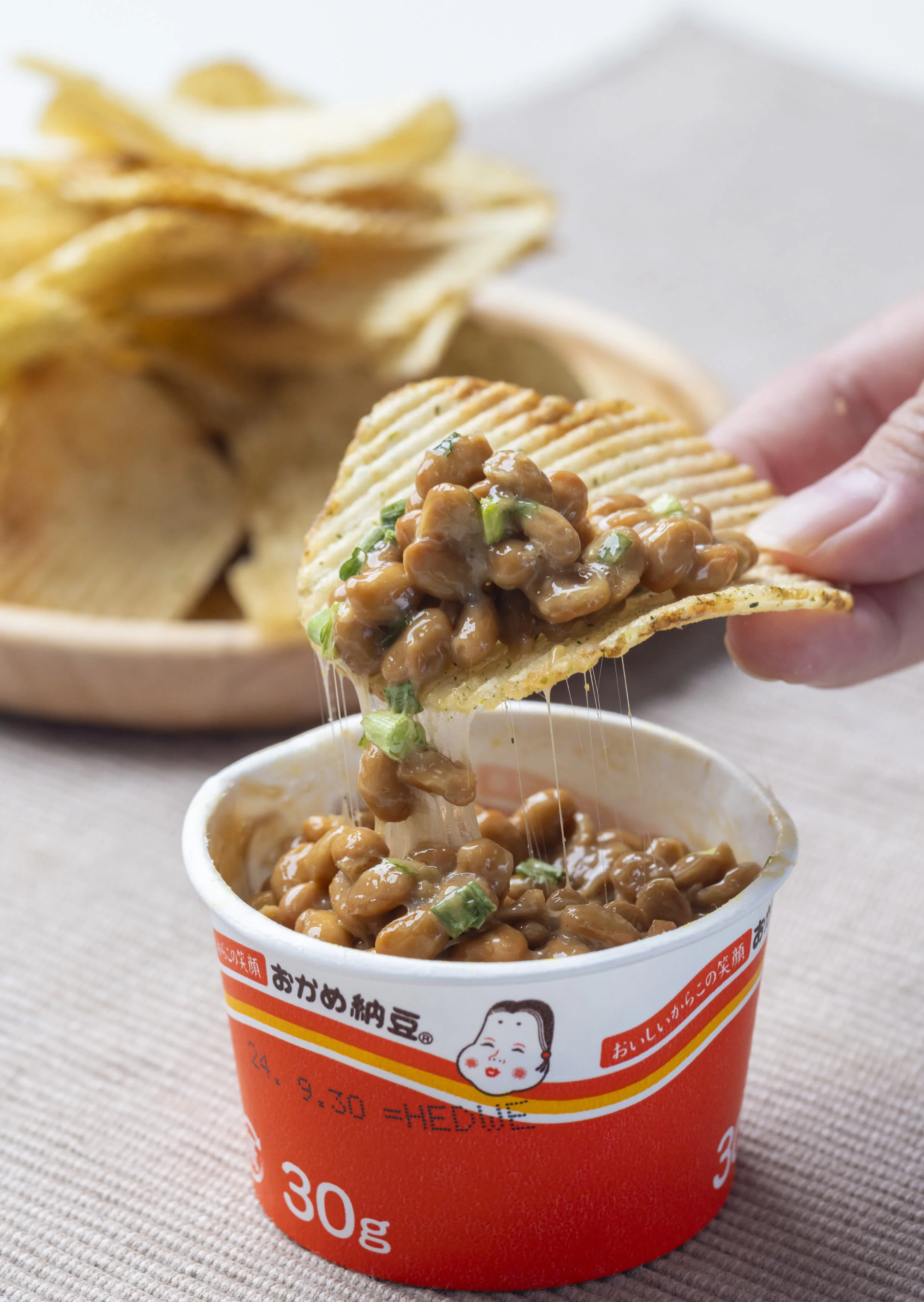 Nattou on potato crisps