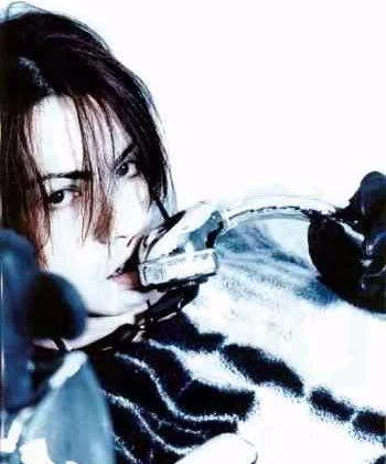 Hyde0077-1.webp