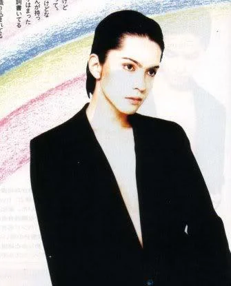 Hyde200091-1.webp