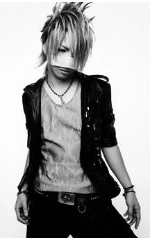 img_member_reita2-1.webp