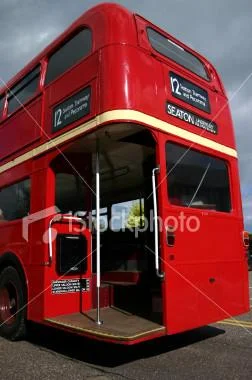 istockphoto_1713627_london_bus-1.webp