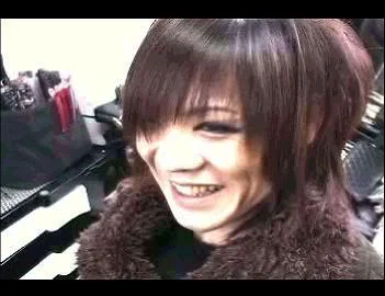 kaismileyboymindre-1.webp