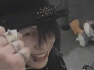 kanoncomment00900018rk-1.webp