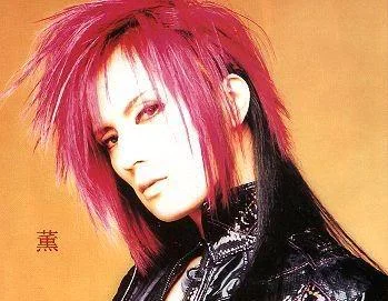 kaoruhotpink-1.webp