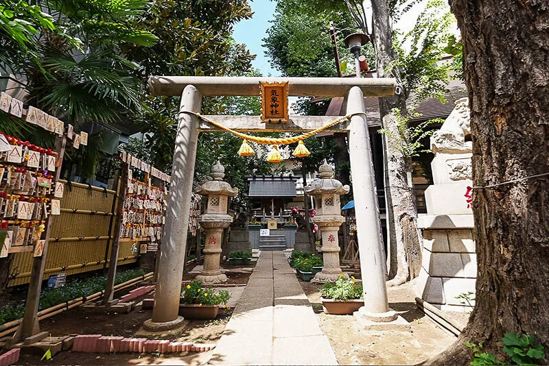 Kōenji Hikawa Shrine (高円寺氷川神社)