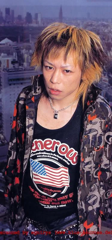 kyo100-1.webp