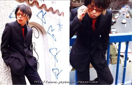 kyo4-1.webp