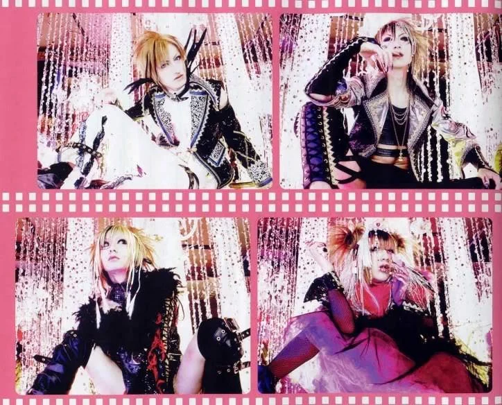 lolita23q05-1.webp