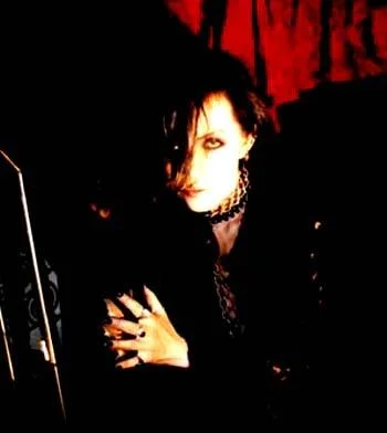 LuciferLusciousViolenoue26-1.webp