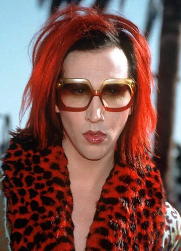 manson3-1.webp