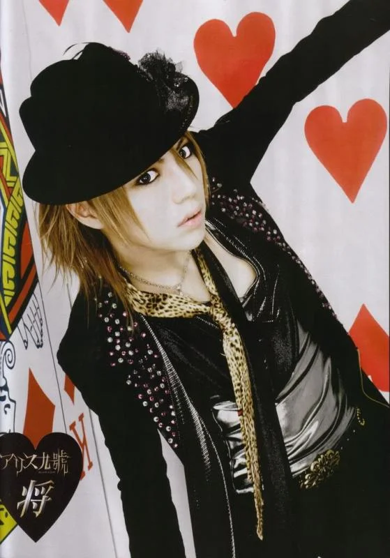 mayshoxx8-1.webp
