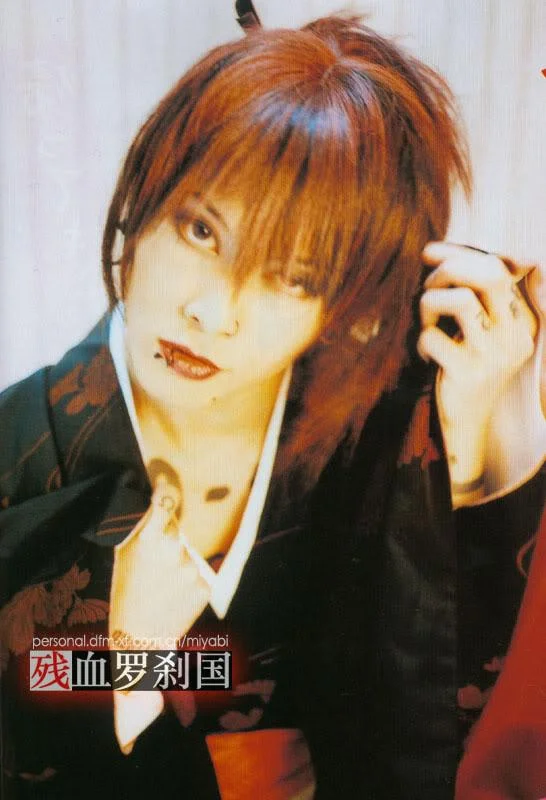 miko02-1.webp