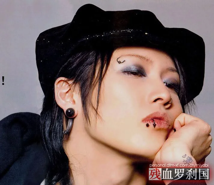 miyavi10-1.webp