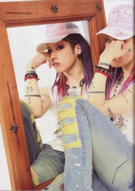 miyavi140-1.webp