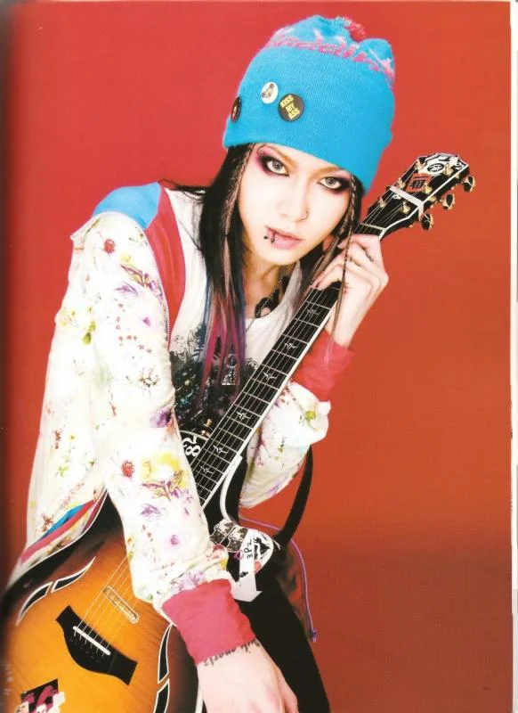 miyavi150-1.webp