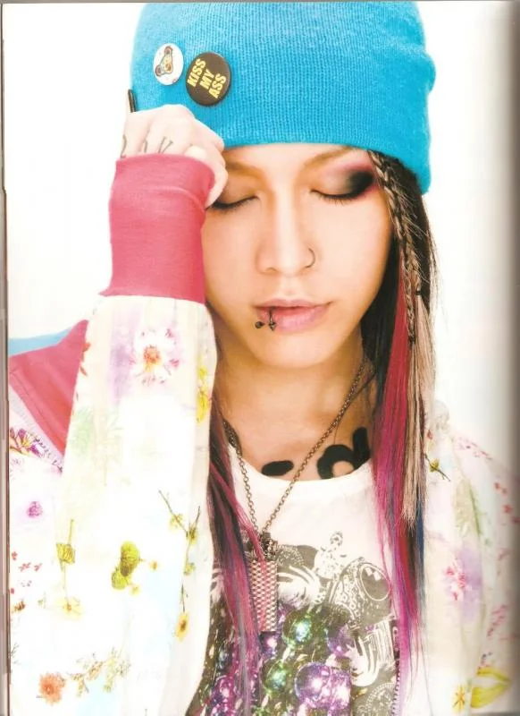 miyavi151-1.webp