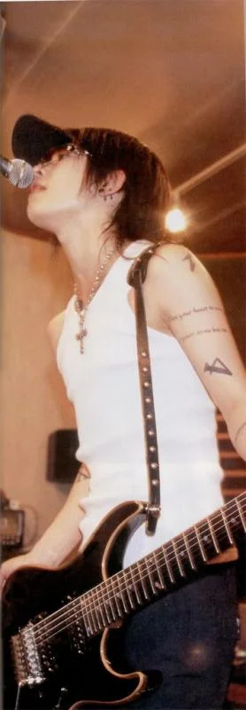 miyavi71-1.webp