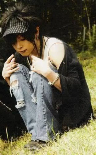 miyavisitting-1.webp