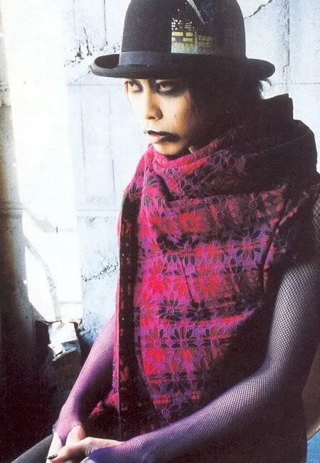 mucc8-1.webp