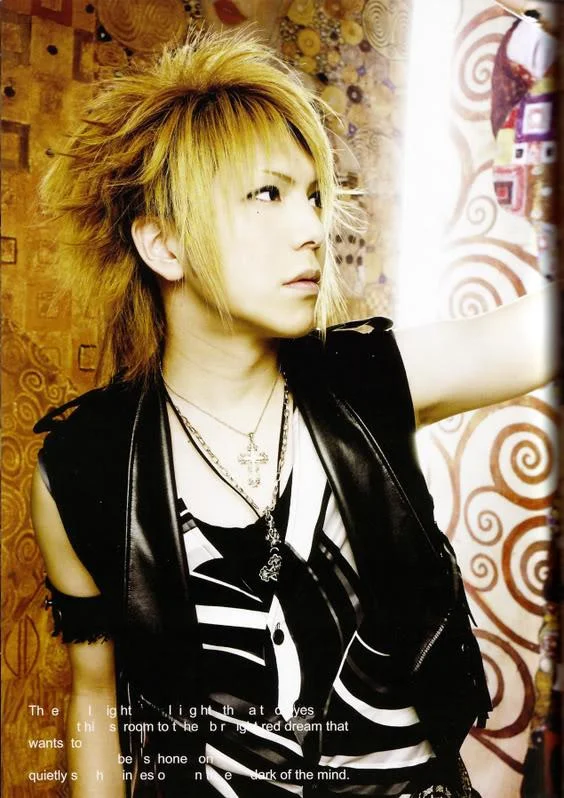 nao24-1.webp