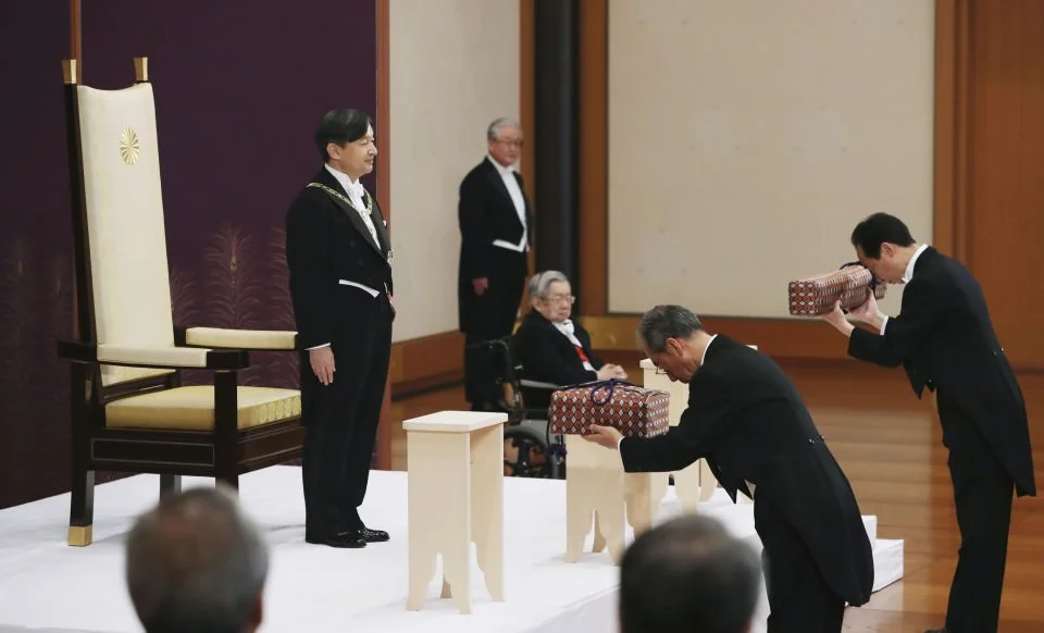 naruhito01.jpg