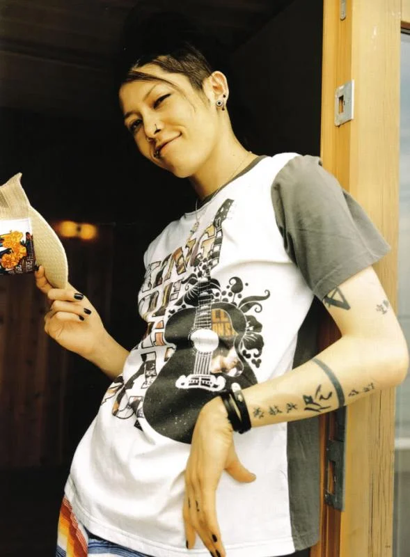 neogenesisautumn05miyavi77ar-1.webp