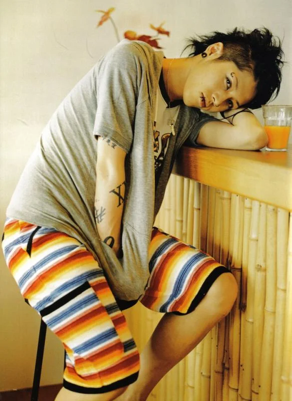 neogenesisautumn05miyavi87pd5j-1.webp