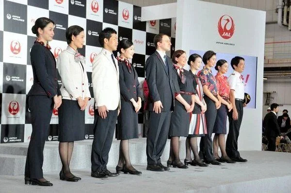 new-jal-uniforms.jpg