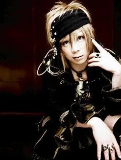 newaoiprofile02zs1-1.webp