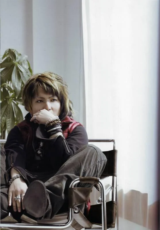 PhotobookNaitoGianism35-1.webp