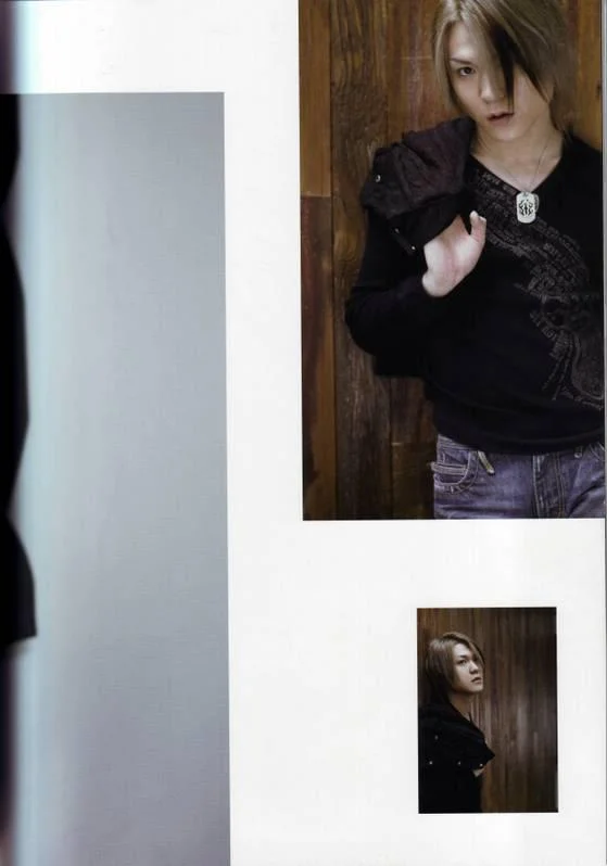 PhotobookNaitoGianism42-1.webp