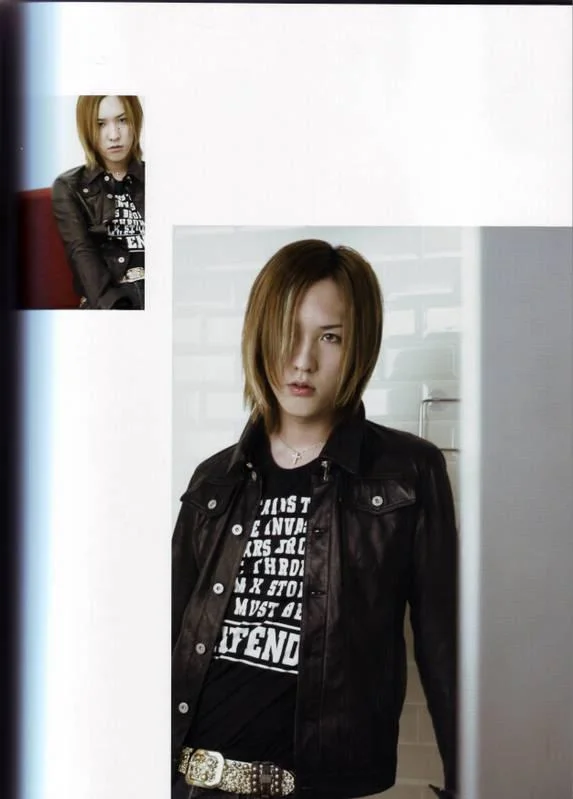 PhotobookNaitoGianism46-1.webp