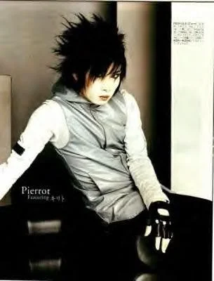 Pierrot204-1.webp
