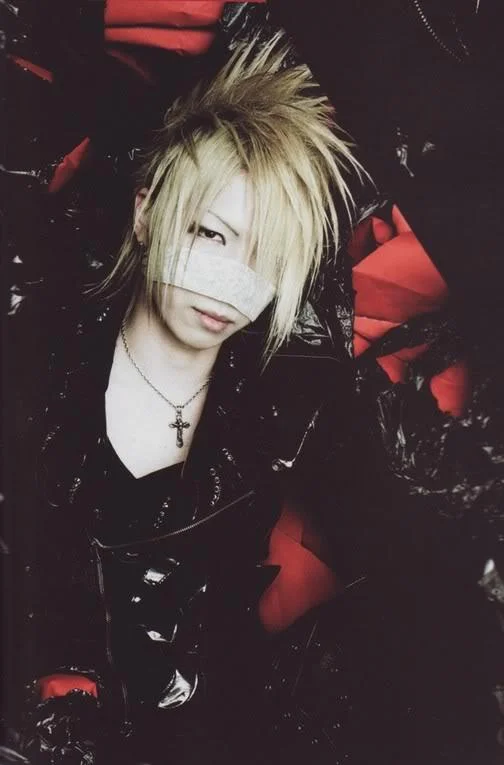 Reita032-1.webp