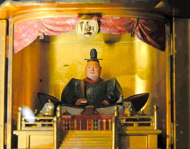 seated-ieyasu.jpg