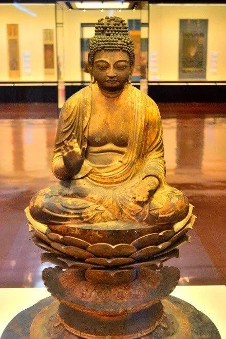 seated-yakushi-nyorai.jpg